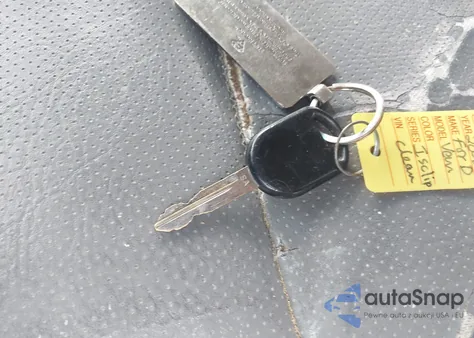 2008 Ford E-350 Super Duty from USA, damaged, VIN 1FBSS31L08DB35985